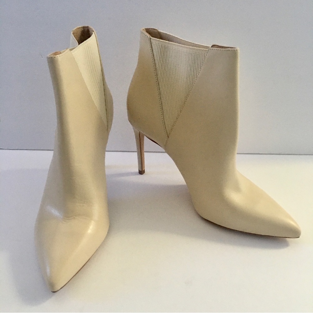 SCHUTZ SANARA BOOTIE